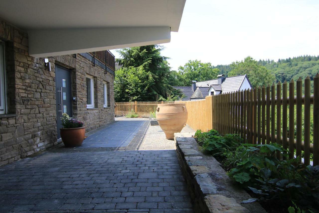 Ferienhaus Paulus, Erholung Mitten Im Nationalpark Eifel 施莱登 外观 照片